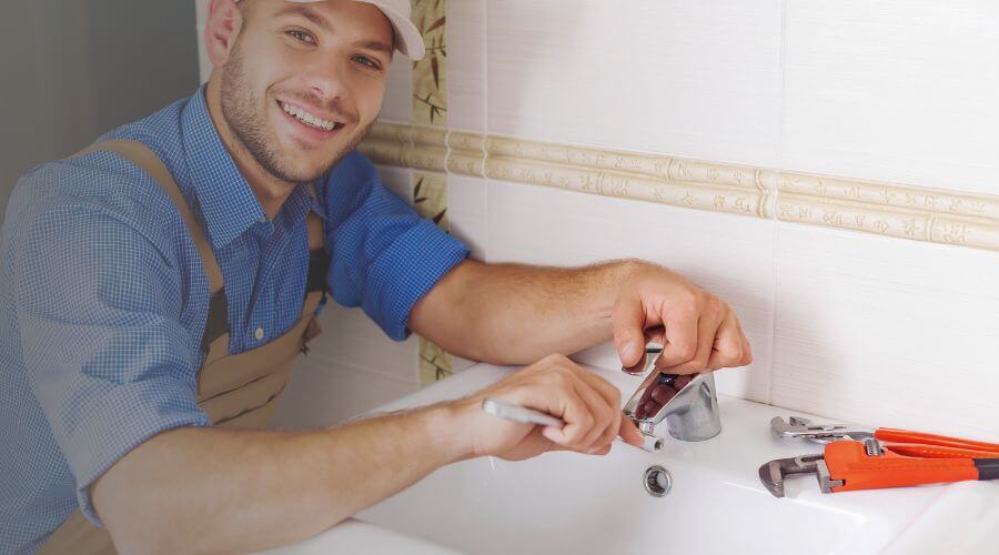 Professional Leak Detection Services services in Hoisington, KS